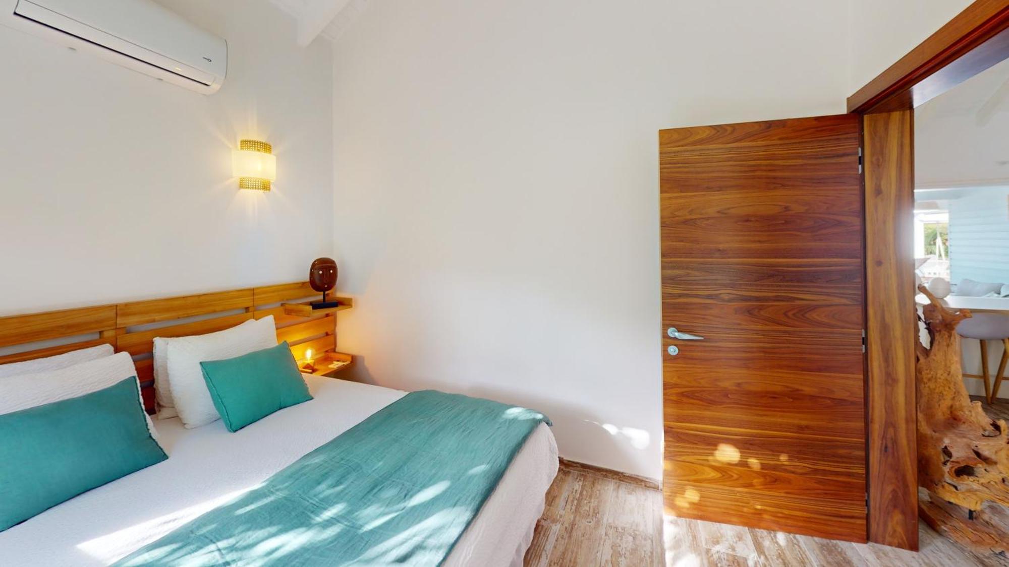 Orient Bay - Amazing Sea View - House 3Bd And 4Bd - Apartment 1 Bd Sea View - 1 Studio View Mountain Quarter of Orleans Kültér fotó